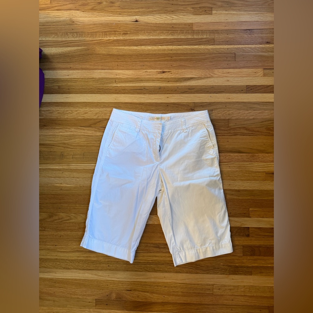 J.Crew Weathered Broken-in White Chino Shorts in City Fit